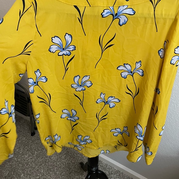 Loft Blouse - Picture 2 of 7